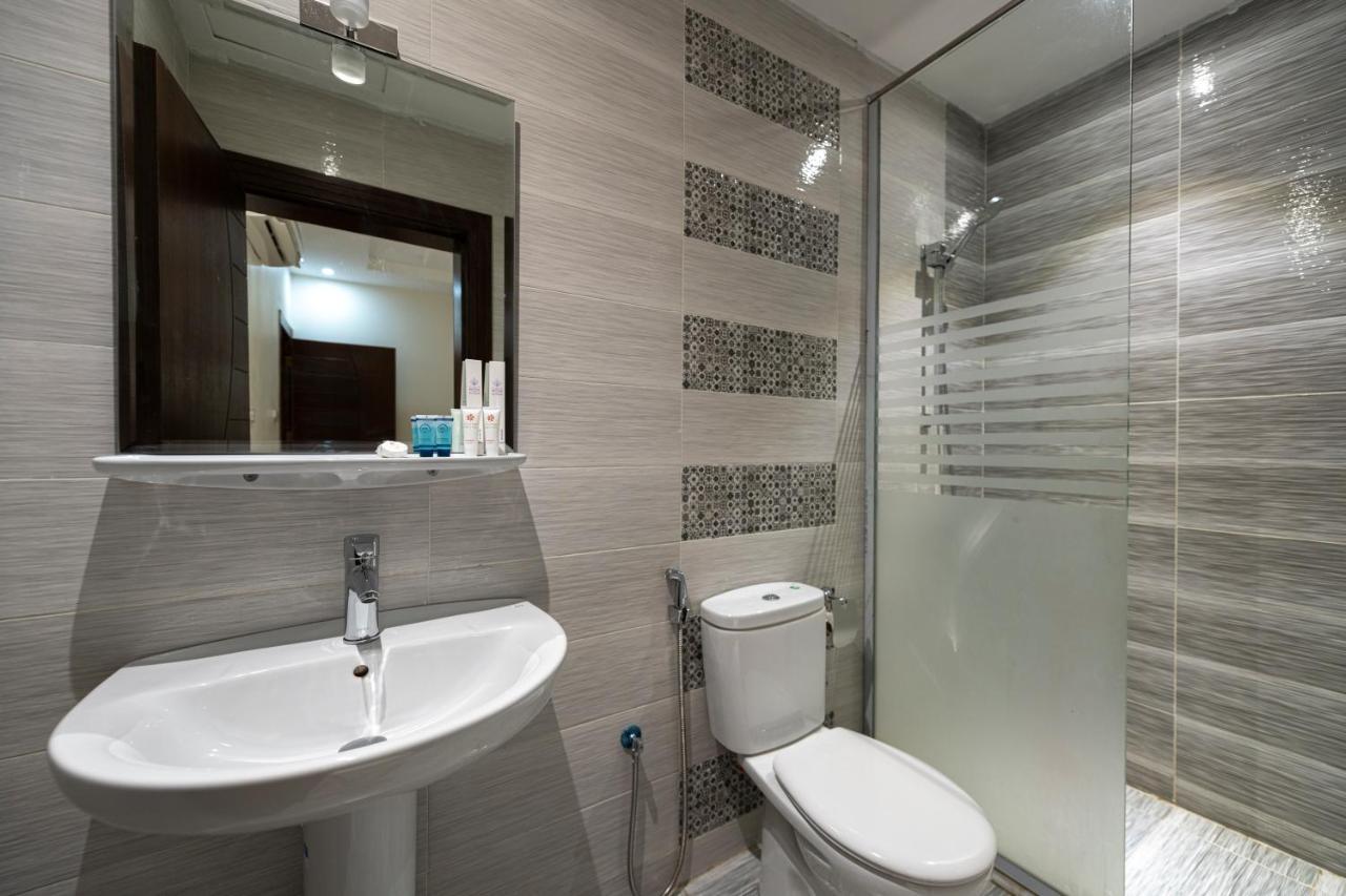 Holiday Plus - Al Nuzha Jeddah Exterior foto